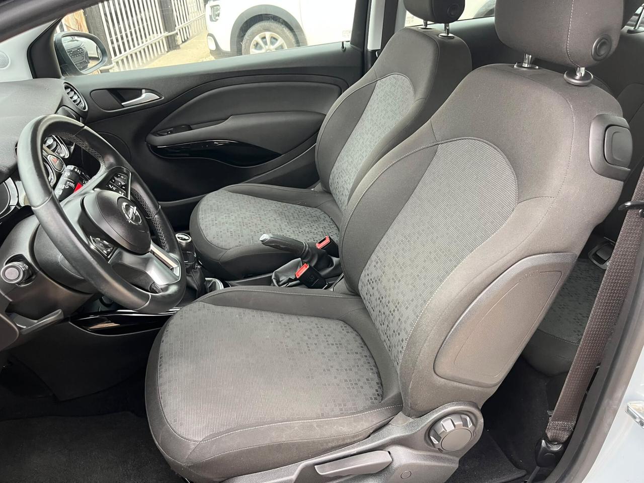 Opel Adam 1.2 70 CV 2015