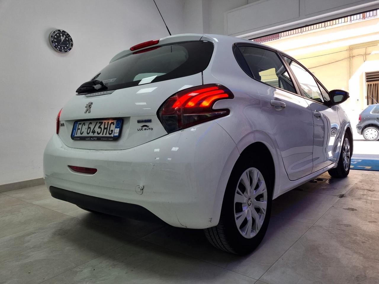 Peugeot 208 BlueHDi 75 S&S 5 porte Active