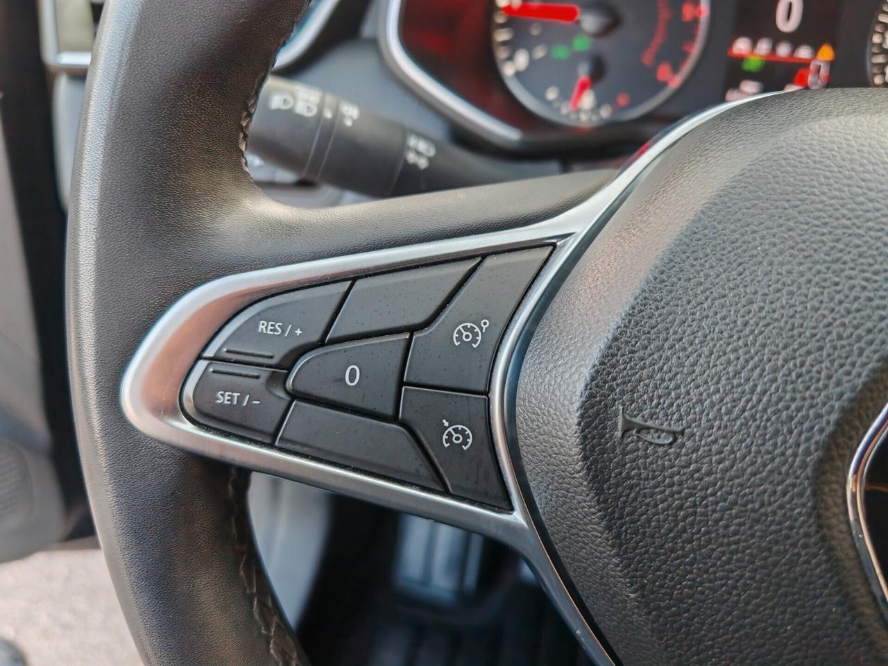 RENAULT CLIO 1.5 DCI OK NEOPATENTATI KM VERI UNIPROPRIETARIO