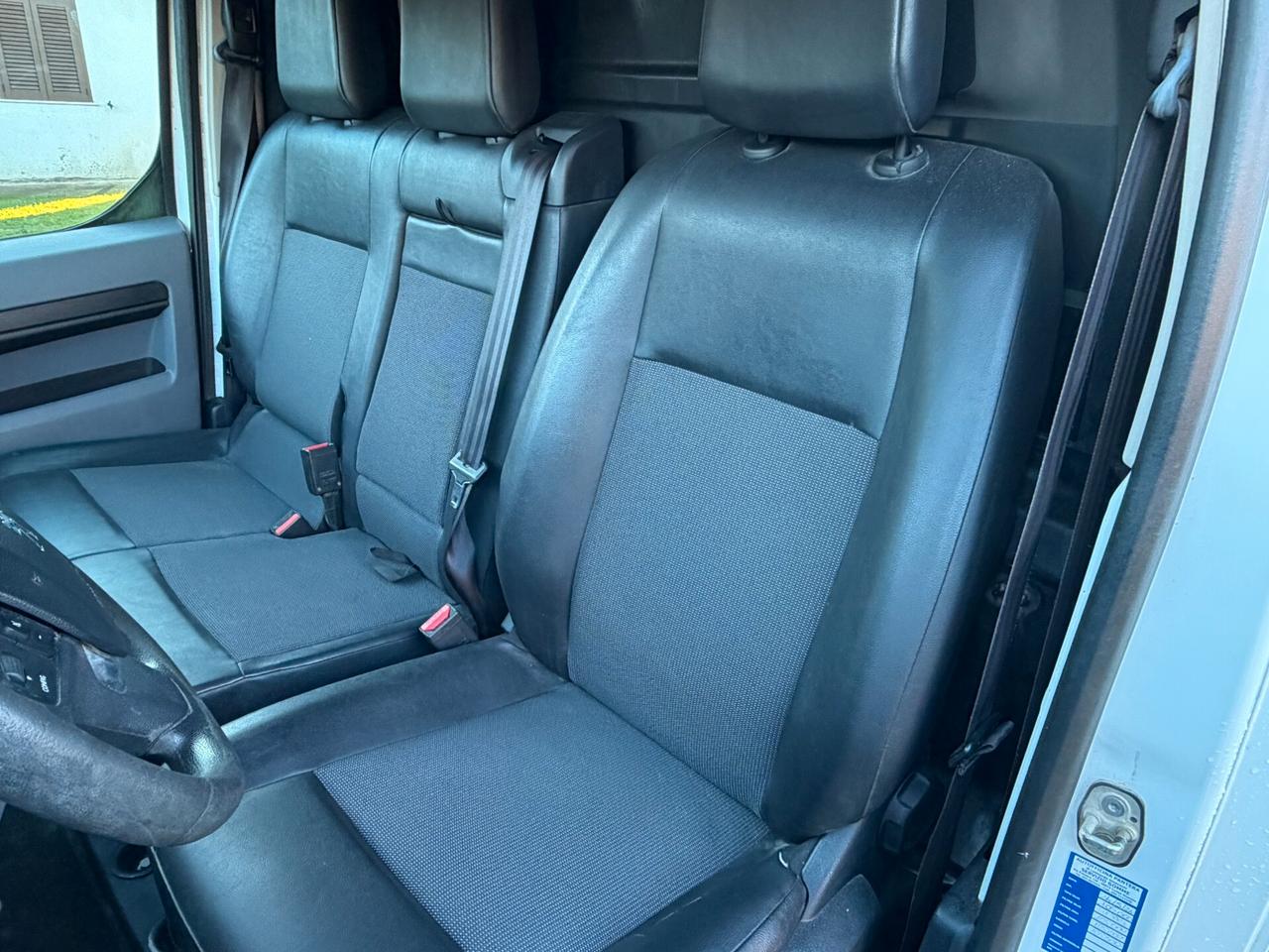 Peugeot Expert BlueHDi 115 S&S PC-TN Combi Compact IVA ESPOSTA INCLUSA