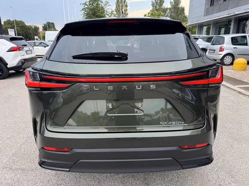 Lexus NX Plug-in Premium+ AWD
