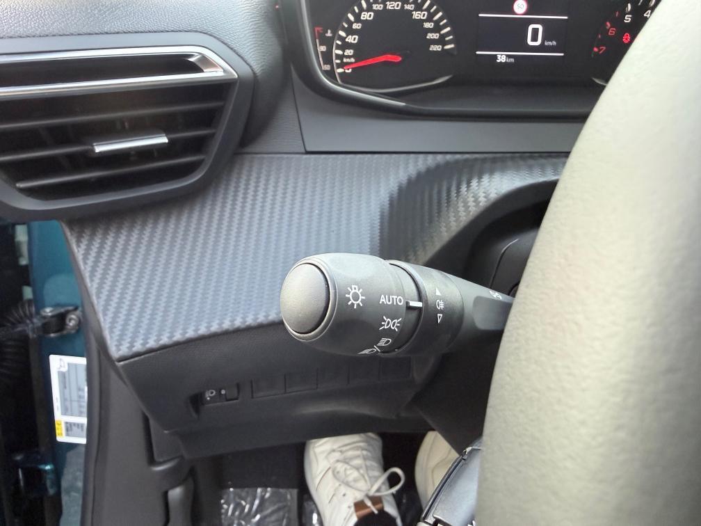 Peugeot 2008 1.2 puretech Style s&s 100cv