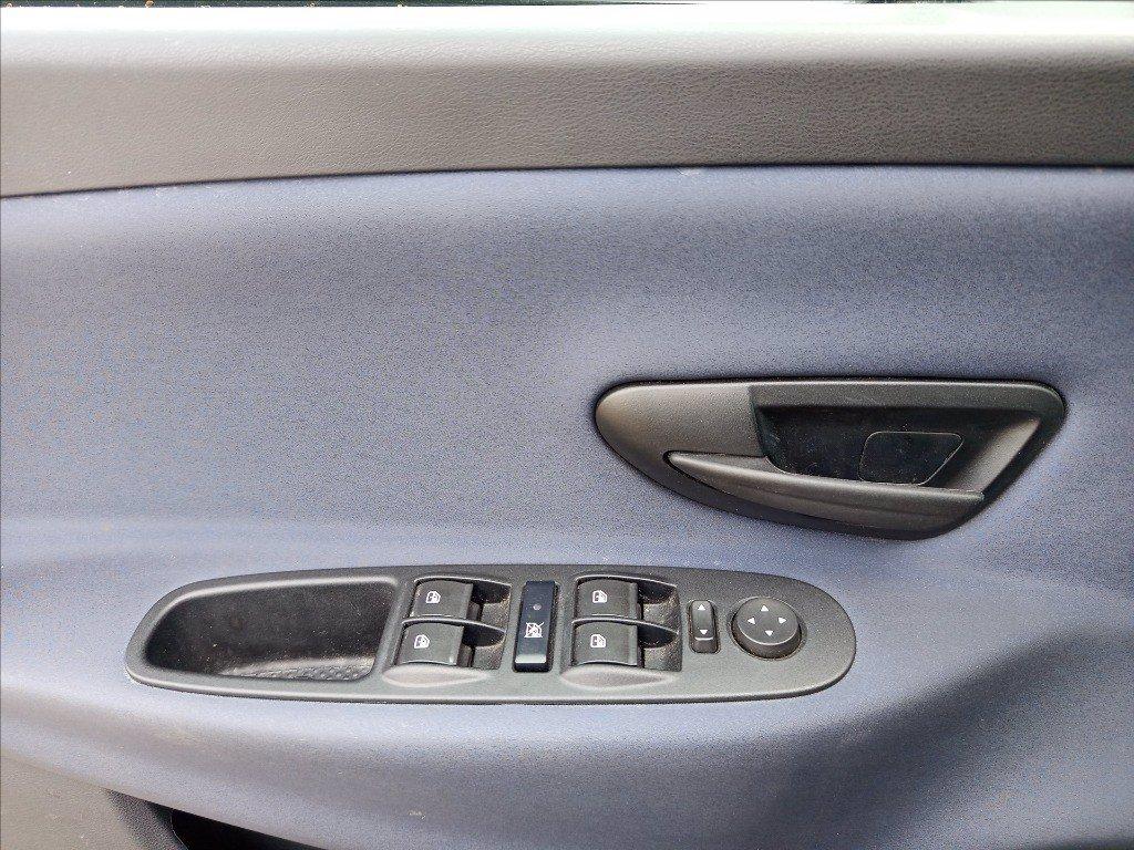 LANCIA Ypsilon 1.0 firefly hybrid Gold Plus s&s 70cv 5p.ti del 2024