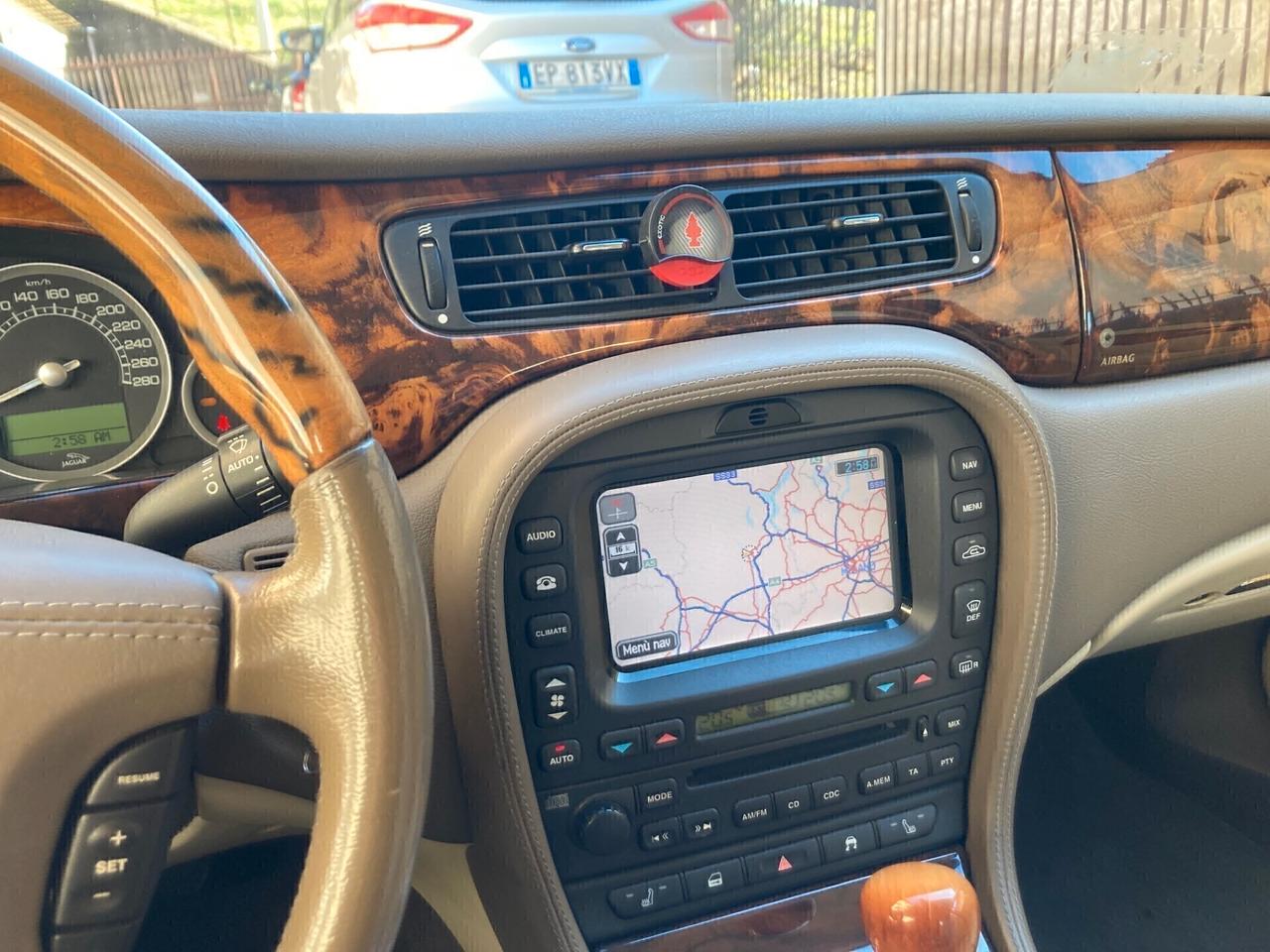 Jaguar S-Type 2.7 diesel V6 Executive automatica