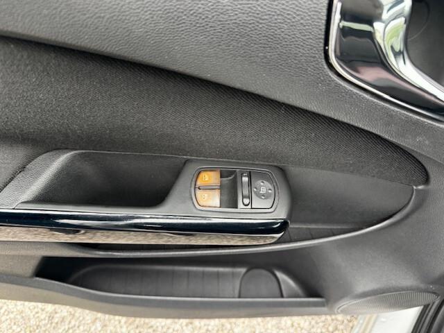 Opel Corsa 1.3 CDTI 75CV 3 porte Club-OK NEOPATENTATI