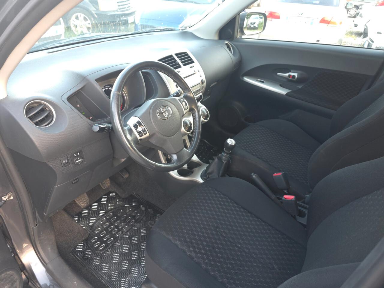 Toyota Urban Cruiser 1.3 Luxury