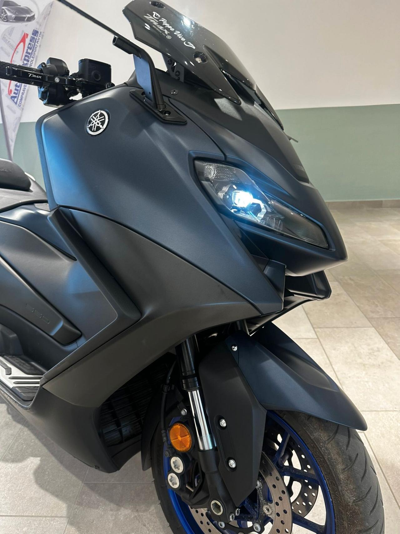 Yamaha TMAX 560