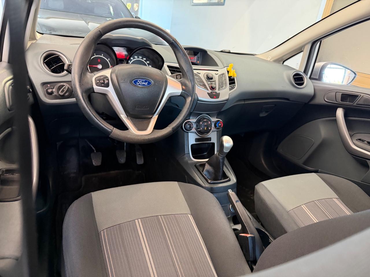 FORD Fiesta 6a serie (2008) Fiesta 1.2 82 CV 5P Titanium (60 kw)