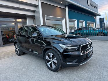 Volvo XC40 D3 Geartronic Momentum Pro