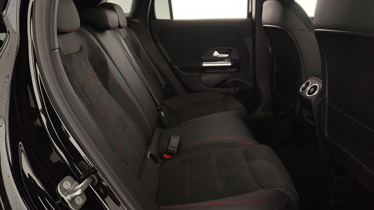 Mercedes-Benz GLA 200 d automatic