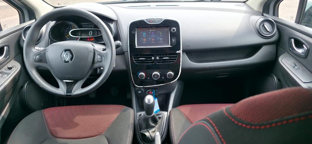 Renault Clio 1.2 75CV GPL 5 porte Costume National