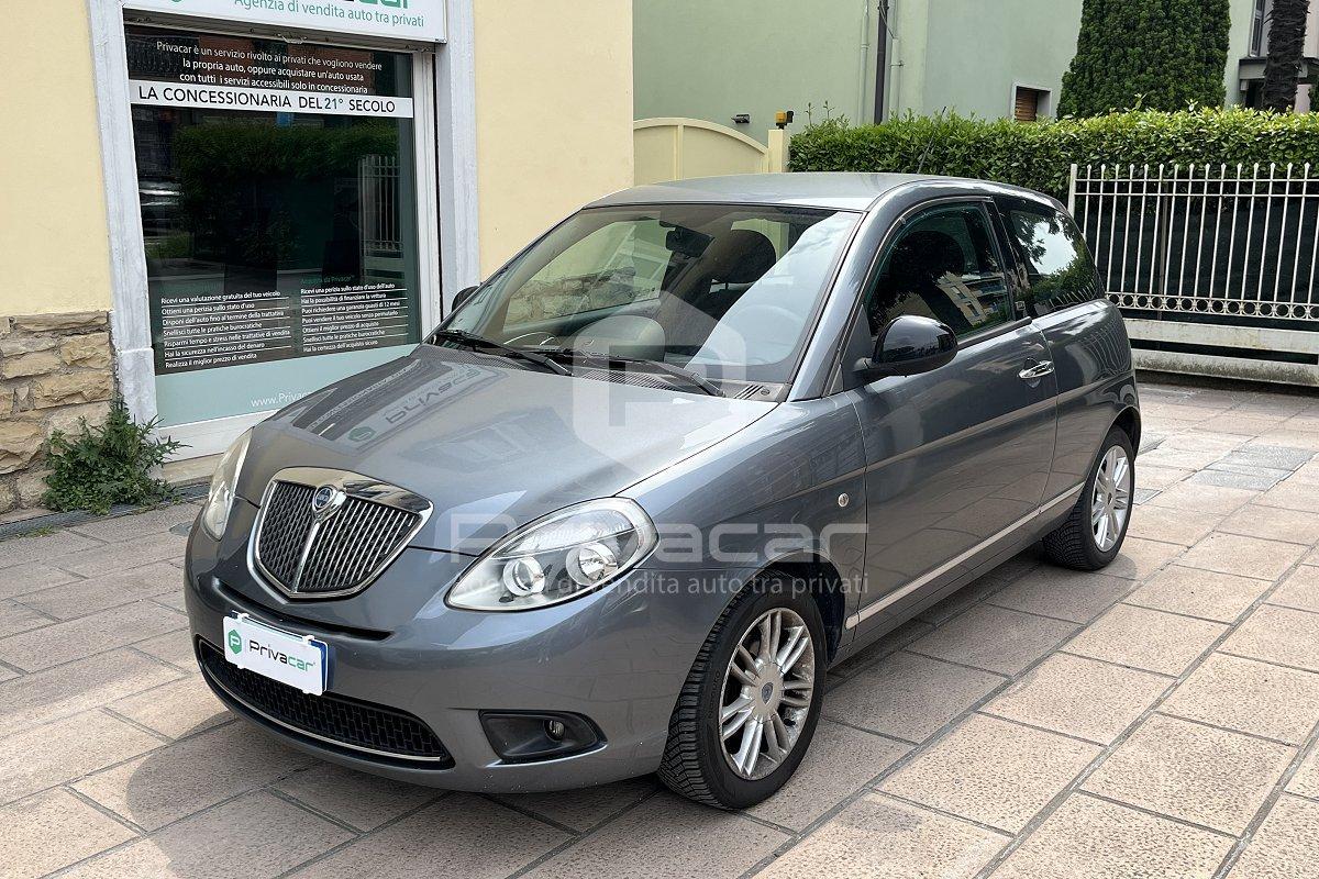LANCIA Ypsilon 1.2 69 CV Unyca