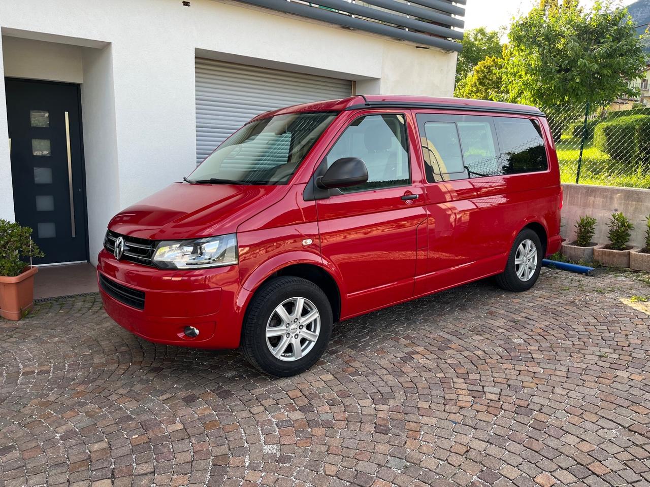 Volkswagen California T5 2.0TDI BEACH AUTOCARAVAN