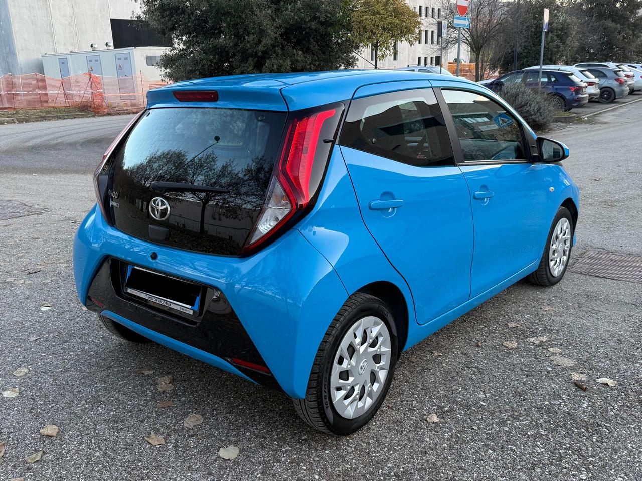 Toyota Aygo 5 Porte Aygo 5p 1.0 x-business 72cv