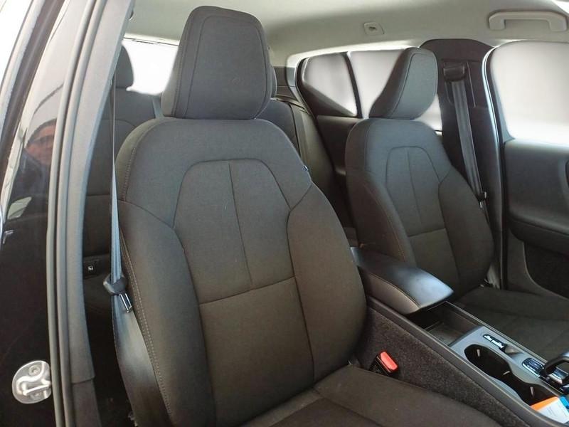 VOLVO XC40 T4 RECHARGE PLUG-IN AUTO ESSENTIAL SUV