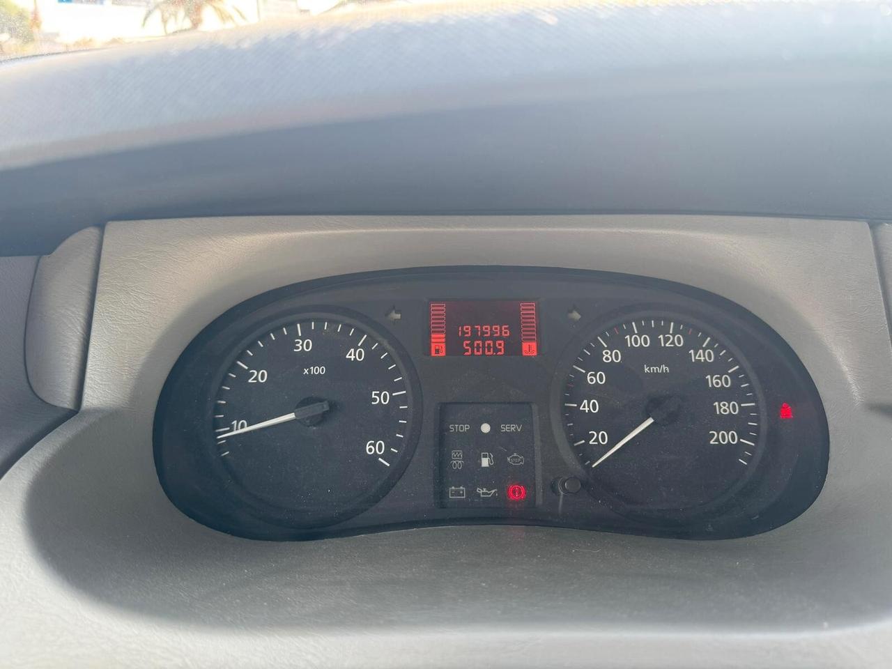 Renault Trafic 100 dCi Pack Clim 9 posti