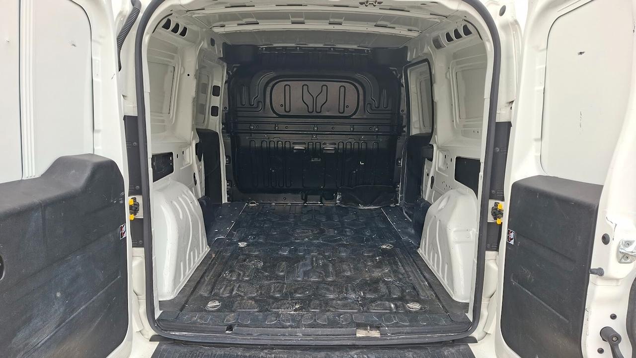 Fiat Doblò 1.6 MJT 105CV PL-TA Cargo Maxi XL Lamierato