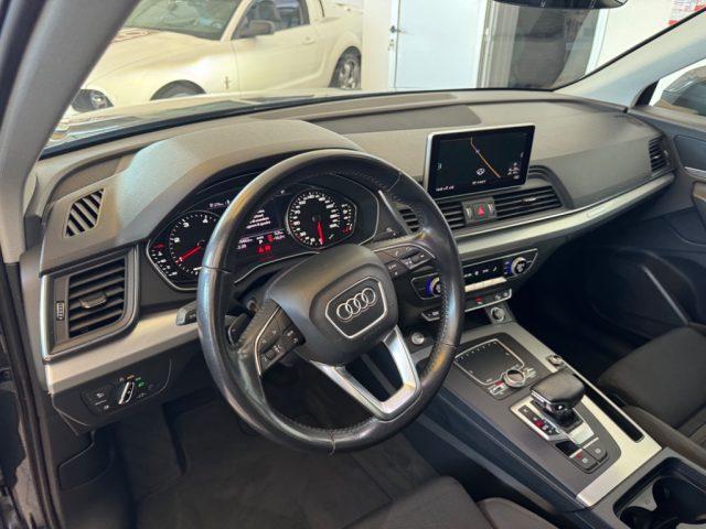 AUDI Q5 2.0 TDI quattro S tronic //SERVICE//