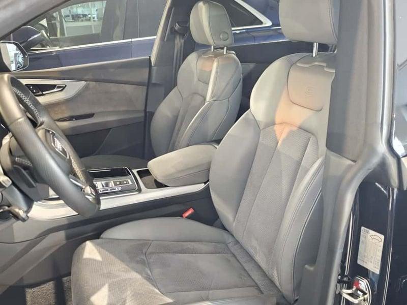Audi Q8 Q8 55 TFSI quattro tiptronic Sport