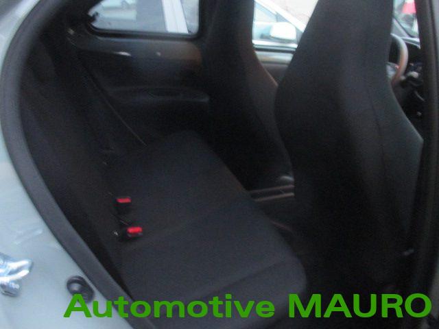 TOYOTA Aygo X 1.5 Hybrid 115 CV 5 porte Icon - NEOPATENTATI