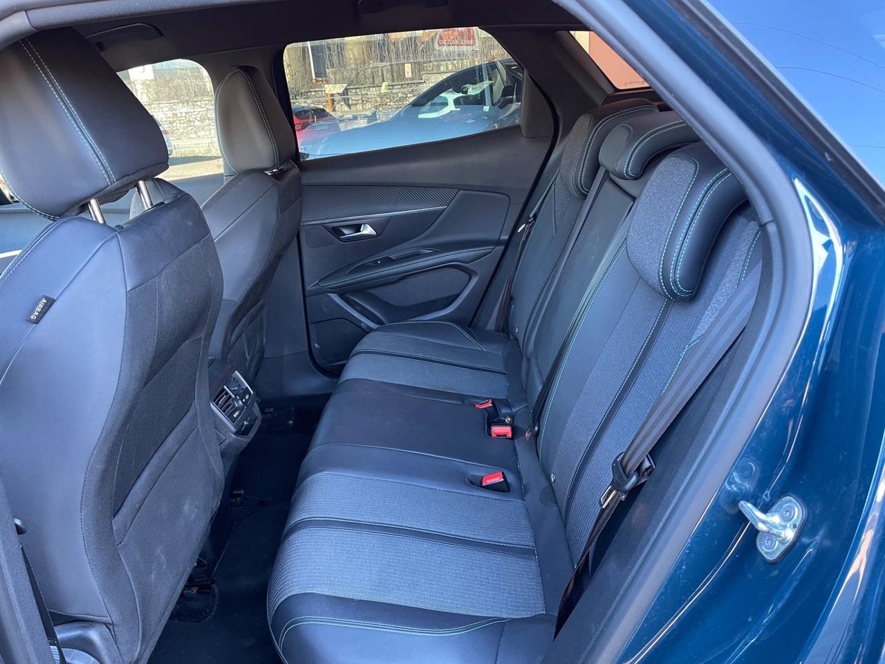 Peugeot 3008 BlueHDi 130 S&S EAT8 Allure Pack