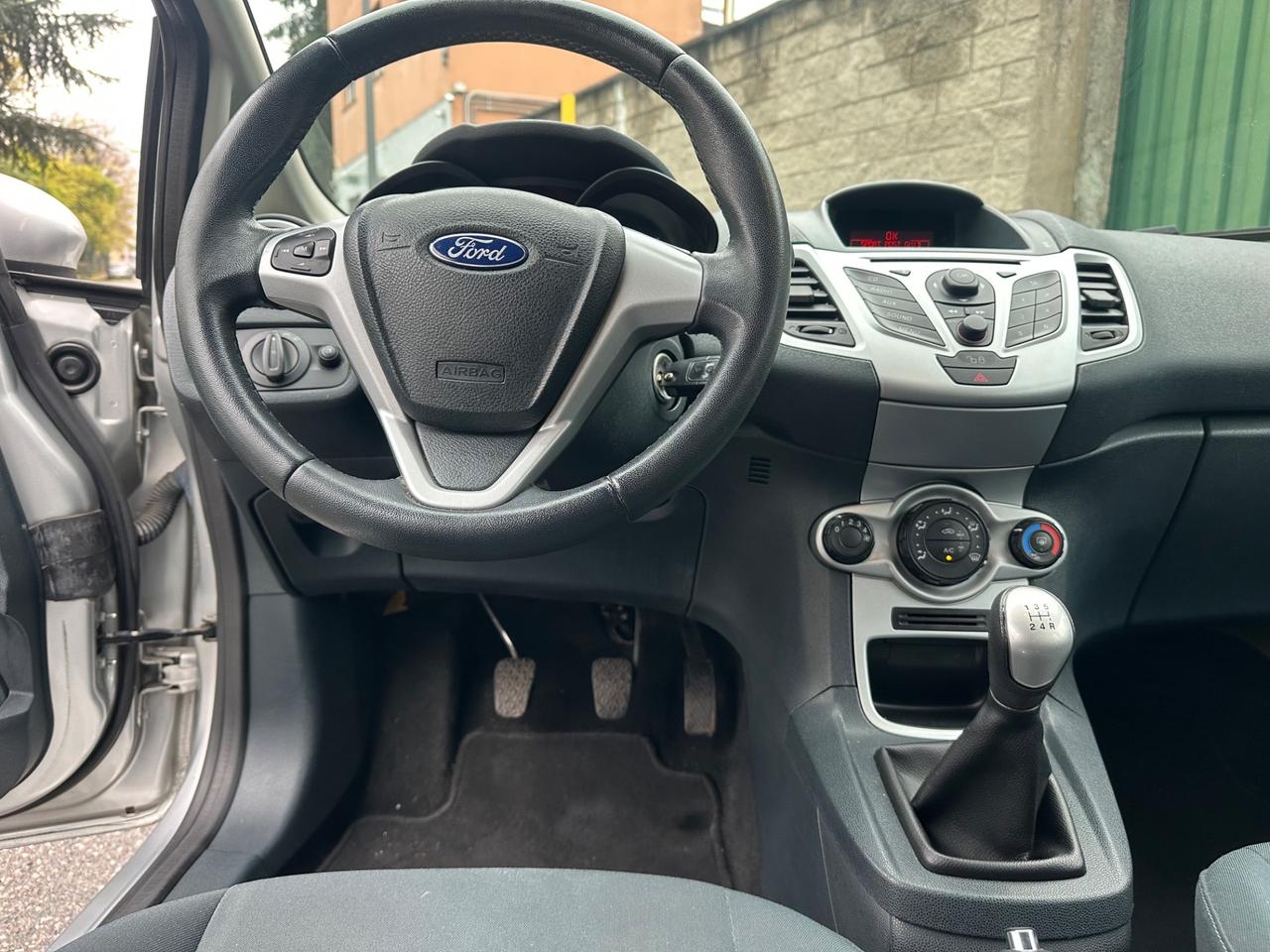 Ford Fiesta 1.4 GPL Business - euro 5 - ok neopatentati