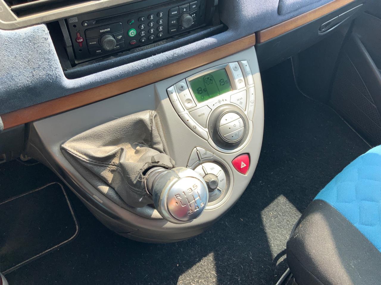 Lancia Phedra 2.2 jtd Emblema plus