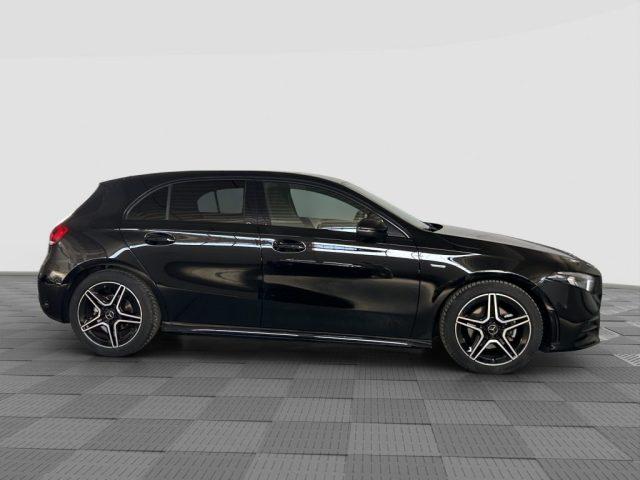 MERCEDES-BENZ A 180 A 180 d Automatic Premium