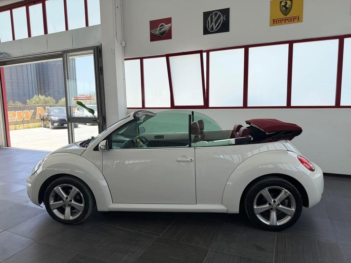 Volkswagen New Beetle Redlimited 1.9 TDI 105cv Cabrio 2010
