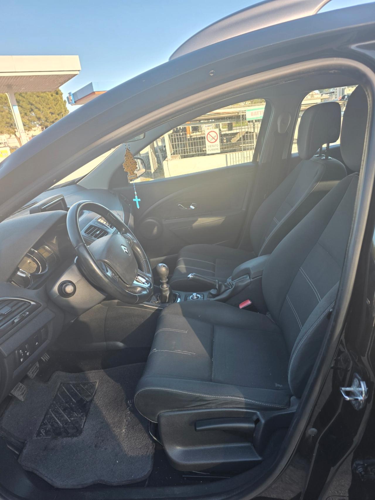 Renault Megane Neo patentati km certificati