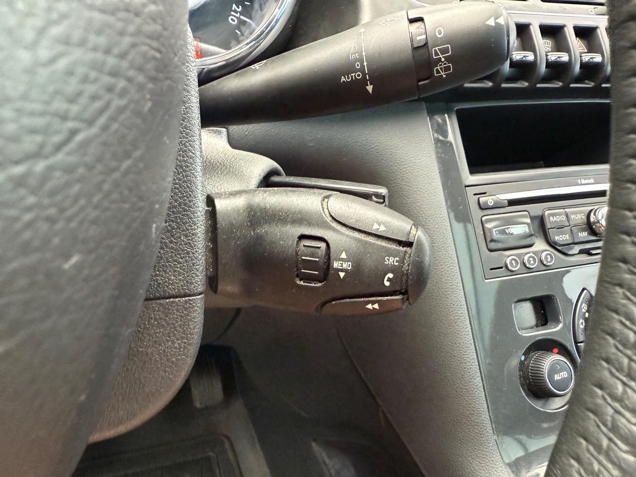 Peugeot 3008 2.0 HDi 150CV Allure