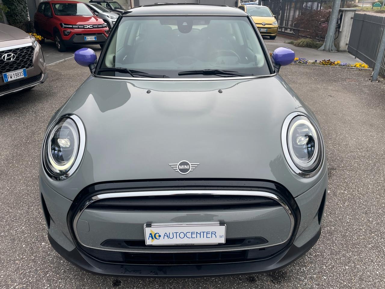 Mini IV F56 3p 1.5 Essential auto Full. 11.000 KM !!