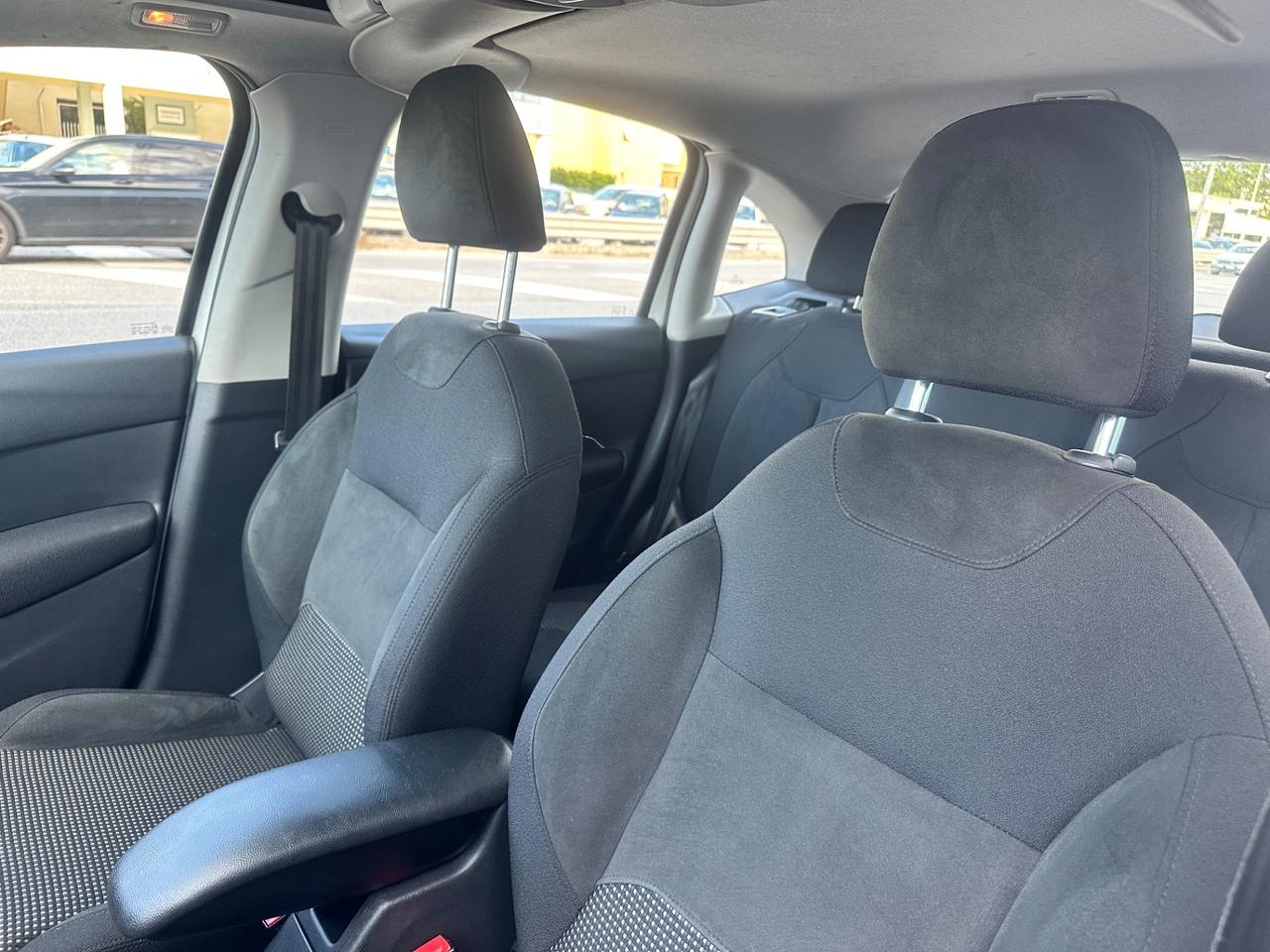 Citroen C3 PureTech 82 Exclusive 1.2 metano casa madre