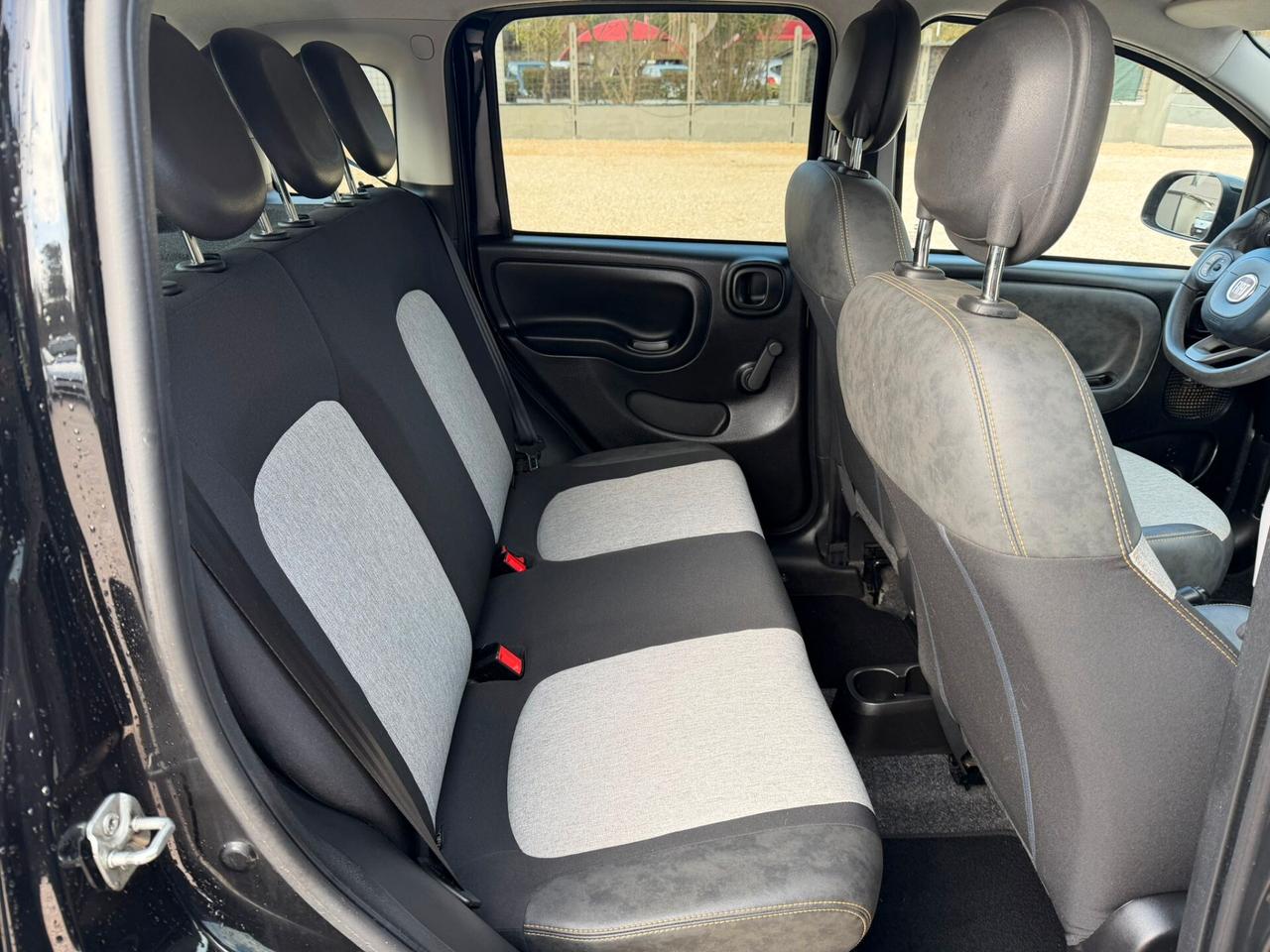 Fiat Panda 1.0 FireFly S&S Hybrid City Cross