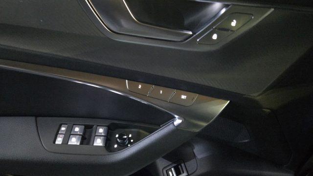 AUDI A6 Avant 40 2.0 TDI S tronic Business Sport PERMUTE