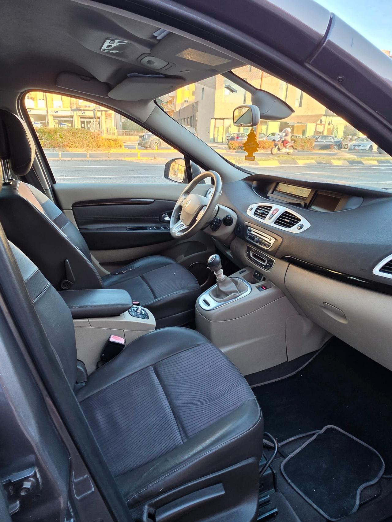 Renault Scenic Scénic 1.9 dCi 130CV Luxe