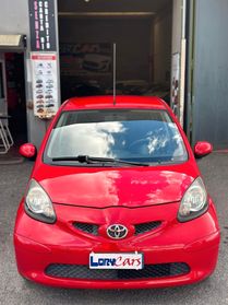 Toyota Aygo 1.0 12V VVT-i 5 porte Sol NEOPATENTATI