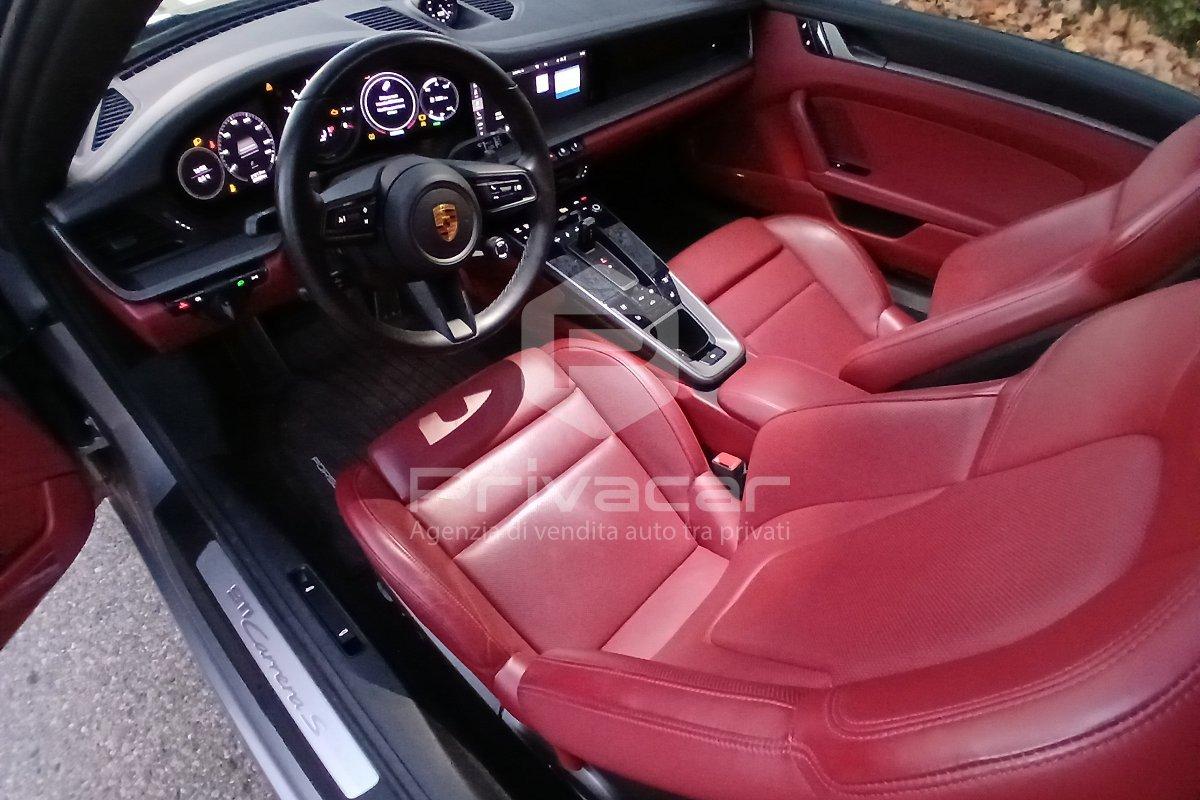 PORSCHE 911 Carrera S