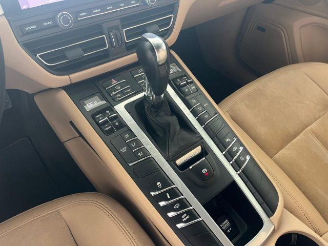 PORSCHE Macan 2.0