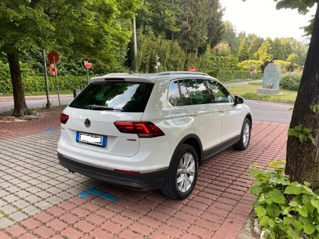 Volkswagen Tiguan 2.0 TDI SCR DSG 4MOTION Advanced BMT