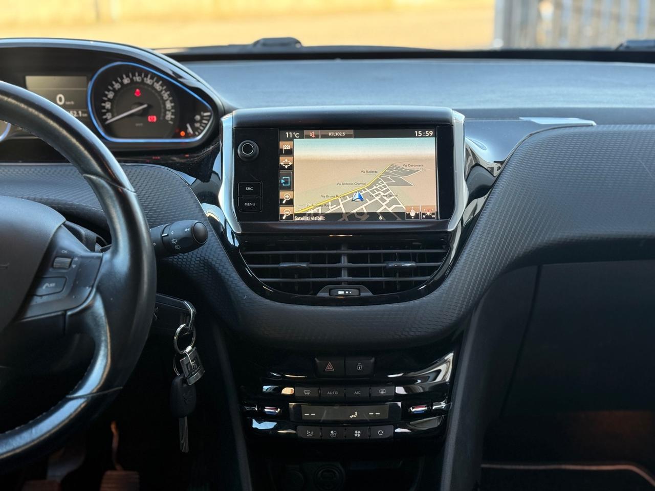 PEUGEOT 2008 1.2 BENZINA POCHI KM EURO6b 2016