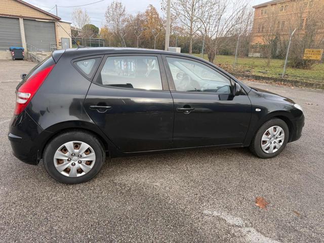 HYUNDAI i30 1.4 16V 109CV 5p.senza nessun lavoro da fare
