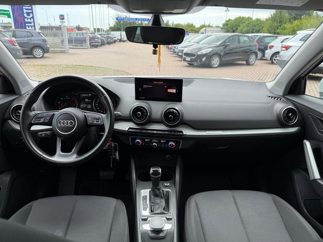 Audi Q2 35 TDI quattro S tronic Business