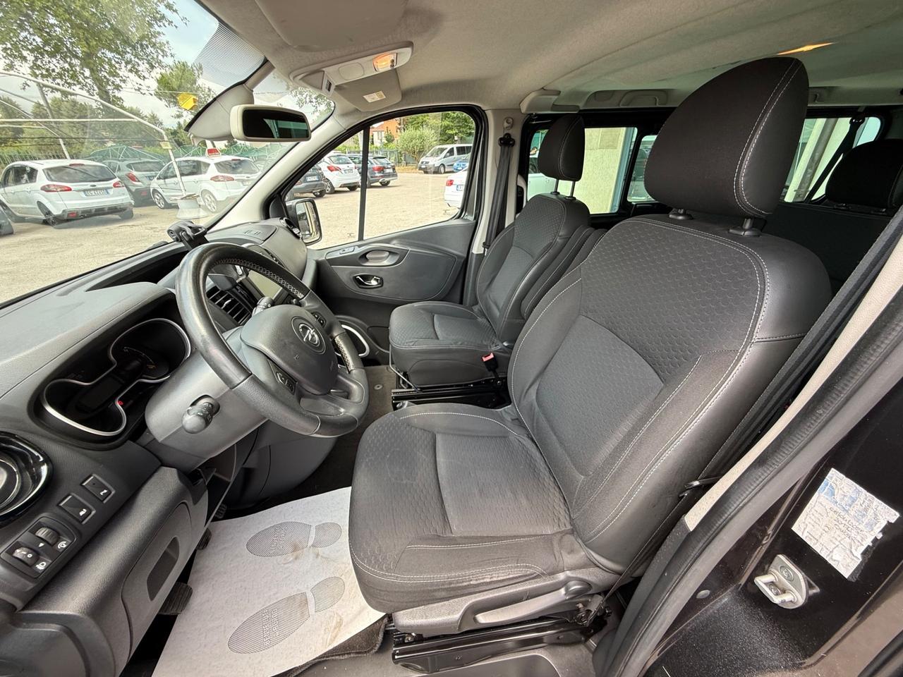 Opel Vivaro 1.6 BiTurbo 145CV - 8 Posti