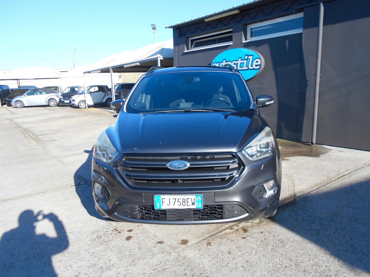 Ford Kuga 2.0 TDCI 180 CV S&S 4WD Powershift ST-Line Business