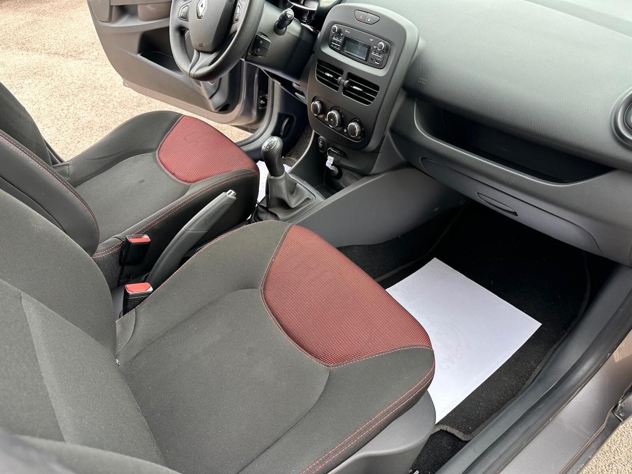 Renault NEW Clio 1.5 dCi 8V 75CV 5 porte Live NEOPATENTATI