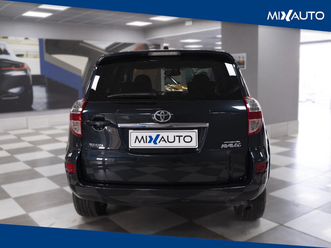 Toyota RAV 4 2.2 Crossover D-4D Exclusive 150CV Auto