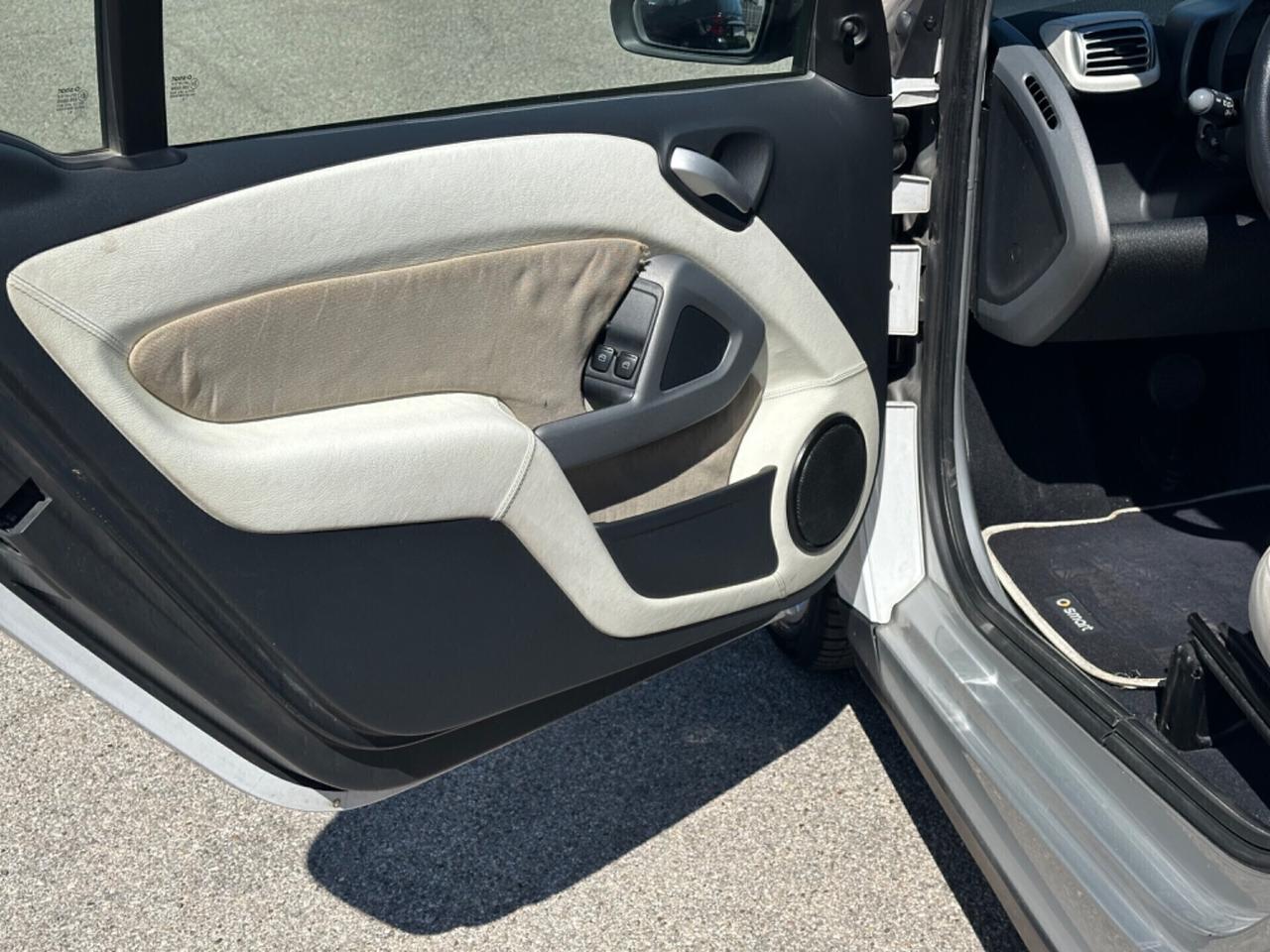 Smart ForTwo SERVOSTERZO INTERNO PELLE
