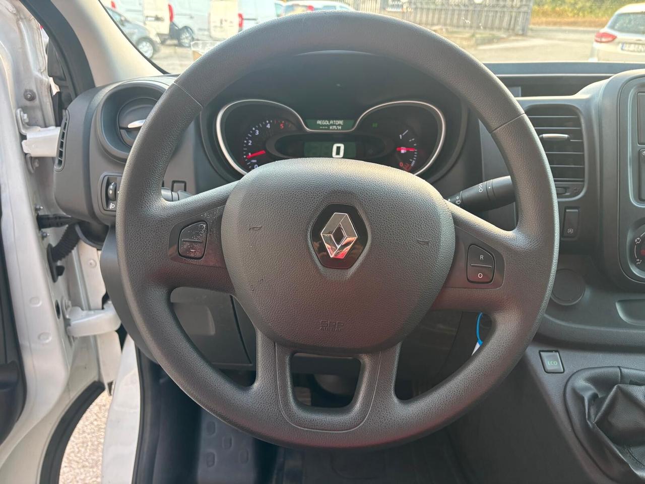 Renault trafic 2.0 dci 145 cv 10/2020