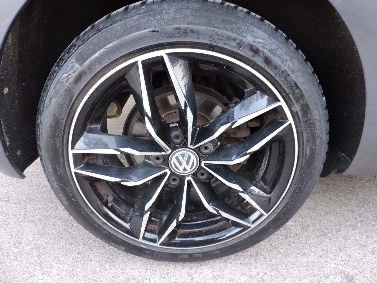 Volkswagen Golf GTD 2.0 TDI DSG 5p. BlueMotion TREND